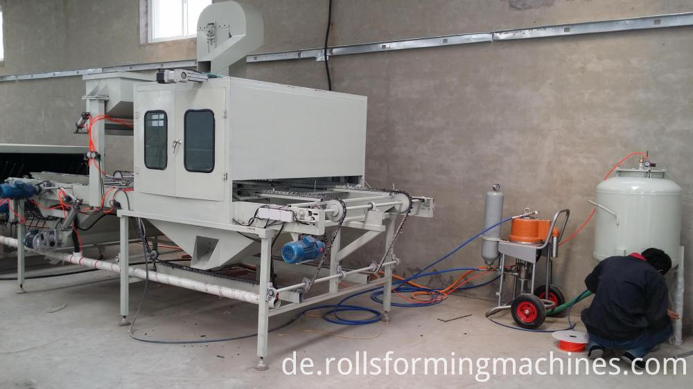 Auto bottom glue spraying section Auto bottom glue spraying section for Stone Coated Steel Roofs Product Line